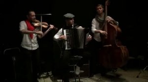 Les Cornichons - романтичная французская музыка