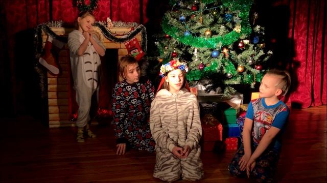 Вистава "Новорічні пригоди"