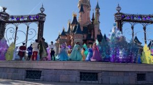 Disneyland Paris The Royal Sparkling Winter Waltz 2019