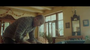 Самый душевный охотник (в исполнении Сергея Бурунова) пытается понравиться родителям девушки (18+)