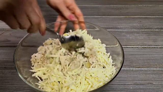 СОЧНАЯ САМСА С КУРИЦЕЙ И СЫРОМ
