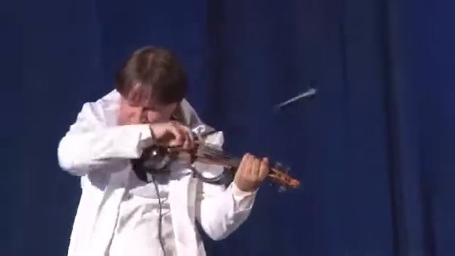 "Московские окна" Саксофон (И.Эсти) и скрипка (А.Якушев) смотреть онлайн