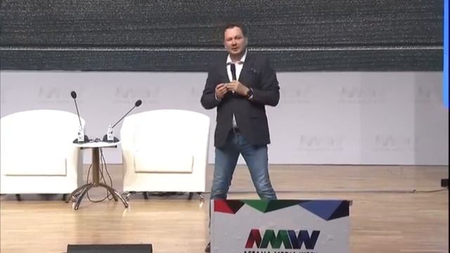 Конвергентная журналистика в эпоху цифровых СМИ. Виктор Елисеев, Астана, 2018 г. смотреть онлайн