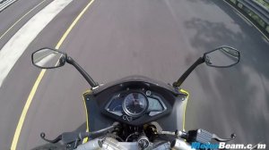 Bajaj Pulsar RS 200 - 0-100 km/hr & Top Speed | MotorBeam
