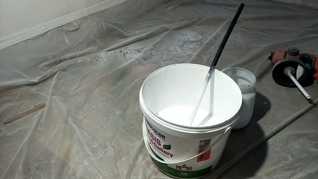 Подготовка краски для покраски