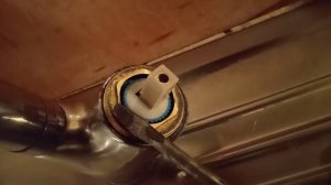 ☢️Разборка, ремонт кухонного крана, флажкового. ☢️Как снять ручку и как поменять картридж смеситель