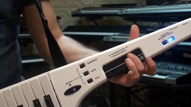 Roland AX Synth Tanıtımı смотреть онлайн