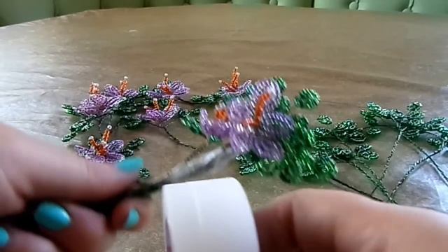 Бисероплетение. Цветущий бонсай из бисера. Часть 1 смотреть онлайн