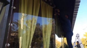 Мягкие окна на террасе ресторана Саперави в Волгограде
