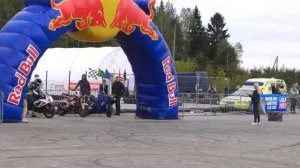 Самый быстрый стант в мире от девушки на мото