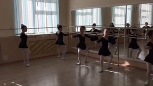 Открытый урок по Классическому танцу. Demi plie.