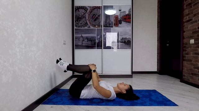 Пилатес для начинающих. Упражнения с упором на стену.
