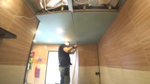 Потолок из ГВЛ в ванной.