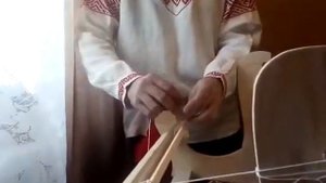 Заправка настольного ткацкого станка.
Часть 1 #ткацкийстанок #настольныйткацкийстанок #ткачество