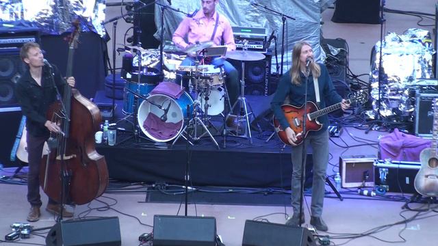 The Wood Brothers - full set Red Rocks Amphitheater 8-2-14 Morrison, CO HD tripod смотреть онлайн