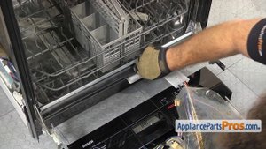 How To: Bosch/Thermador/Gaggenau Lower Door Seal 00298534