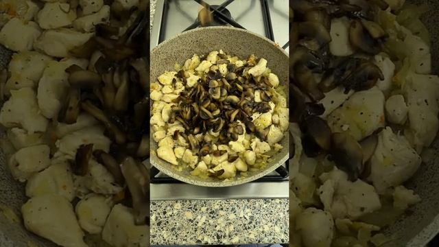 Жульен из курицы и грибов.
#Жульен на сковороде без духовки