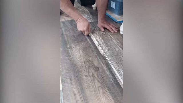 How to Cut Linoleum For Pattern Lines смотреть онлайн