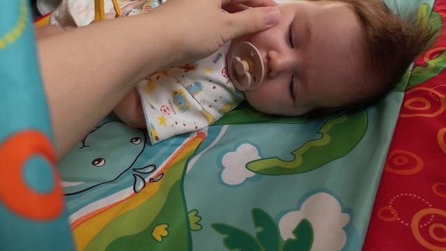 ПЕРВЫЕ ДНИ  ЖИЗНИ С НОВОРОЖДЕННЫМ / температура, запоры у грудничка, кандидоз