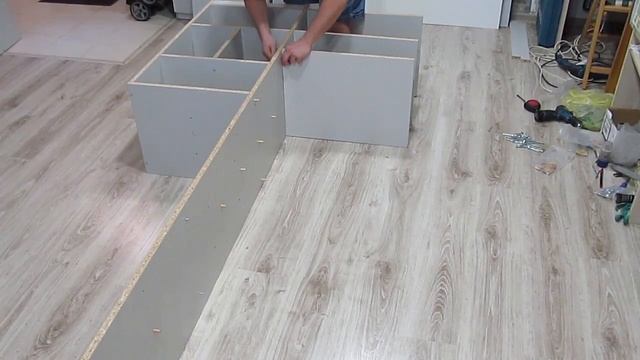 Сборка DIY шкафа из ДСП смотреть онлайн