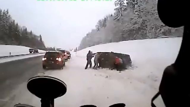 7 летний пацан спас мать и сестру! СМОТРЕТЬ ВСЕМ! смотреть онлайн