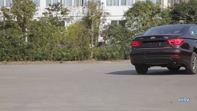 Lifan 820 и электрический Lifan 620 EV. Наши первые впечатления. смотреть онлайн