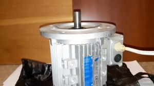 Электродвигатель Neri Motori 0,55 кВт, 1400 об. проверка работоспособности