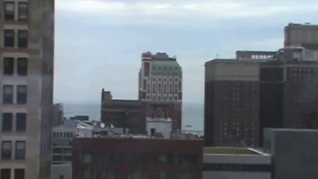 Columbia College Chicago visit смотреть онлайн