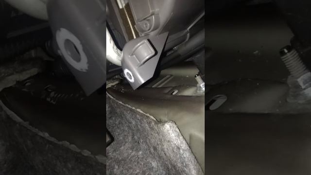 Смотри Витёк - замена тросов МКПП КИА РИО 2 смотреть онлайн