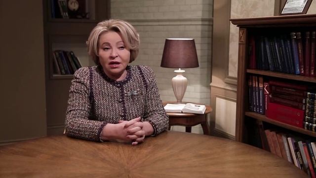 С юбилеем Егора Семёновича Строева поздравила Председатель Совета Федерации ФС РФ Валентина Матвиенк