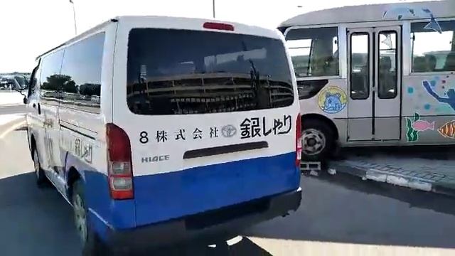 Toyota HiAce 2009 Model Manual смотреть онлайн