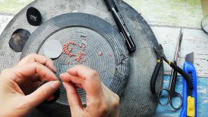 Кольцо из натуральной кожи с камнем. По просьбе зрителей.