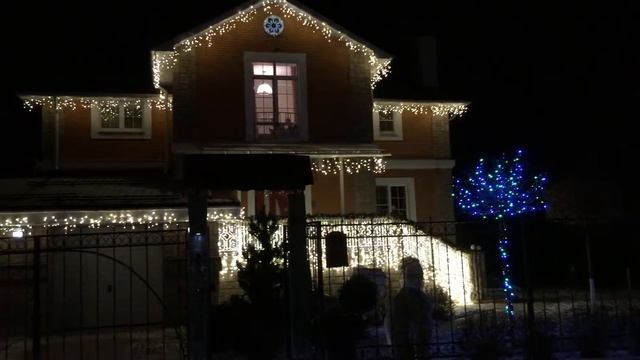 Новогоднее освещение частного дома в КП Чистые Пруды смотреть онлайн