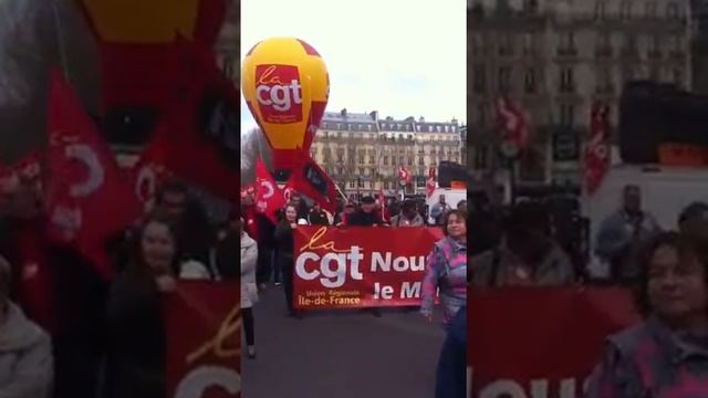 Operários em greve da usine PSA Peugeot-Citroën d'Aulnay-so смотреть онлайн