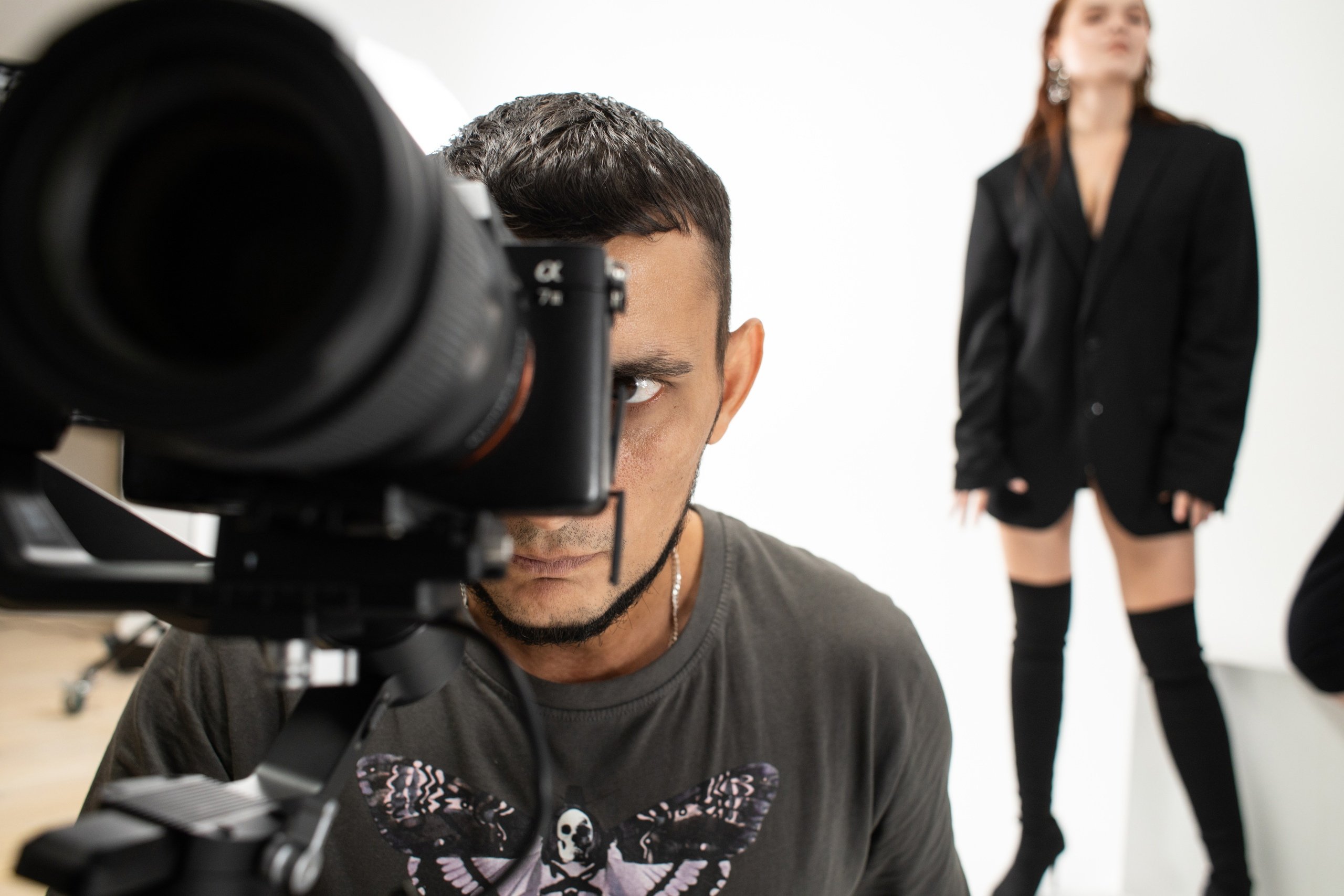 LUXE MODEL PRODUCTION МОДЕЛЬНЫЙ ПРОДАКШН