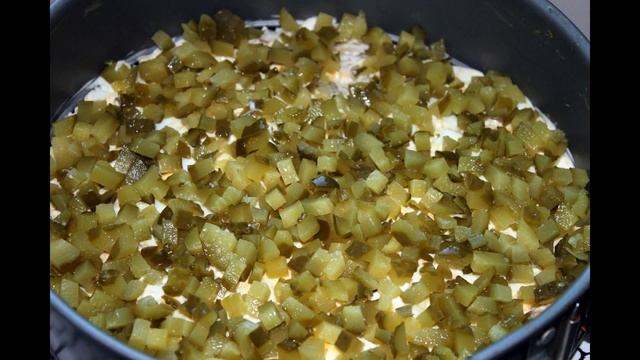 Рецепт салата с отварной рыбой быстро, вкусно и недорого