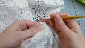 Вяжем изящную СКАТЕРТЬ крючком. Соединяем мотивы. Часть 2. (свяжет любой)