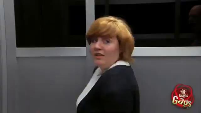 Прикол в лифте [Joke in the elevator] смотреть онлайн