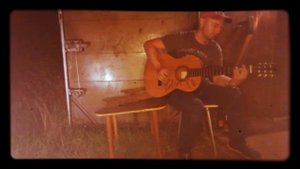 От старых друзей весточки нету. Песня