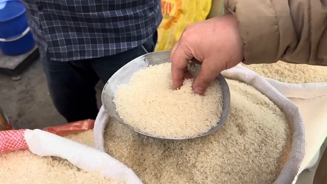 Такое можно увидеть только в   Узбекистане! Настоящий Узбекский Базар!Самарканд!Ургут