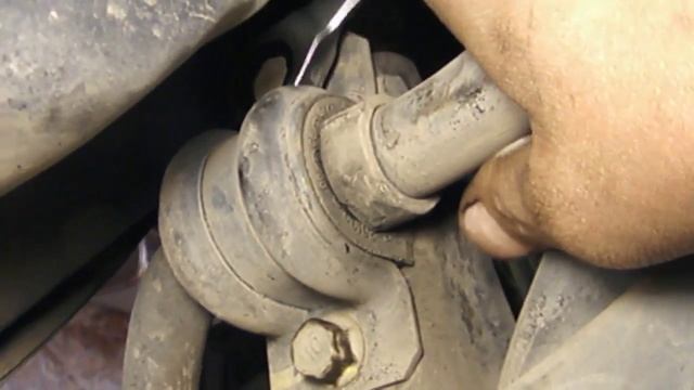 "ГТ" Hyundai Santa Fe 2005г - замена резинок стабилизатора! смотреть онлайн