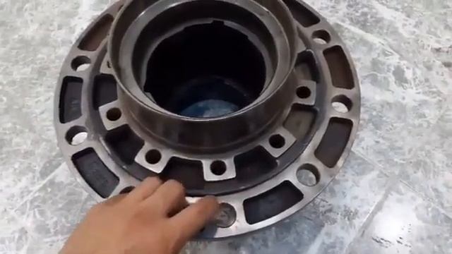 T207737  , DC461116AB ступица заднего колеса Ford Cargo  , HUB REAR WHEEL Ford Cargo