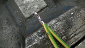 3 Способа спайки и сварки проводов !