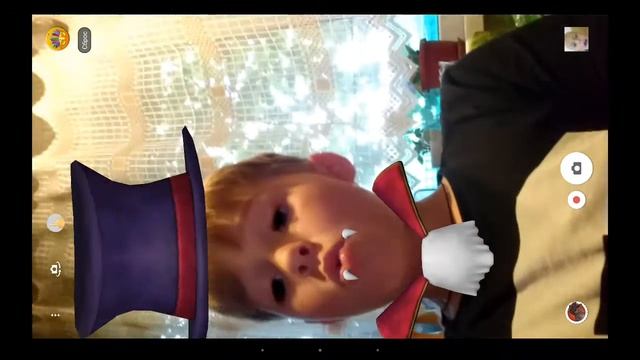 Тестируем приложение под названием AR-эффект смотреть онлайн