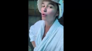 Ксения Бородина шикарно отдохнула в бане с дочками и подругами