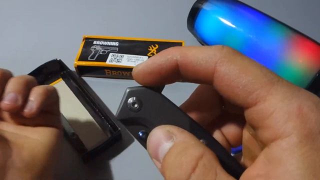 Бюджетный ХОРОШИЙ Складной нож BROWNING за 8$ На Подшипниках и 58HRC смотреть онлайн