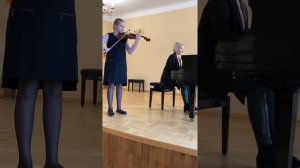 Град ,, Глазунов ‘’ и Ларгетто ,, Гендель ‘’ исполняет Скрипальщикова Мария.