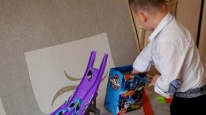 Трек Хот Вилс с пилой/магнитные машинки Хот Вилс/Мастер Никита