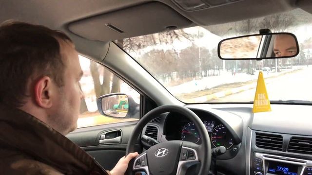 Тест, обзор Хендай Солярис (Hyundai Solaris) седан 2016, 1.4 107 л.с. АКПП