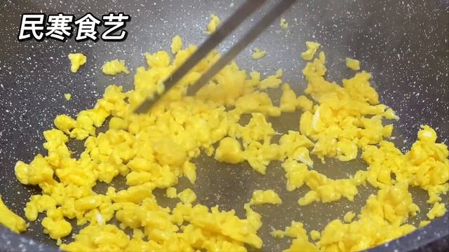 韭菜和洋蔥是絕配，教你一個從沒吃過的做法，簡單又營養，特解饞，【民寒食藝】，#韭菜洋蔥的做法 ，#韭菜洋蔥料理， #韭菜洋蔥食譜，Leek Onion Recipe
